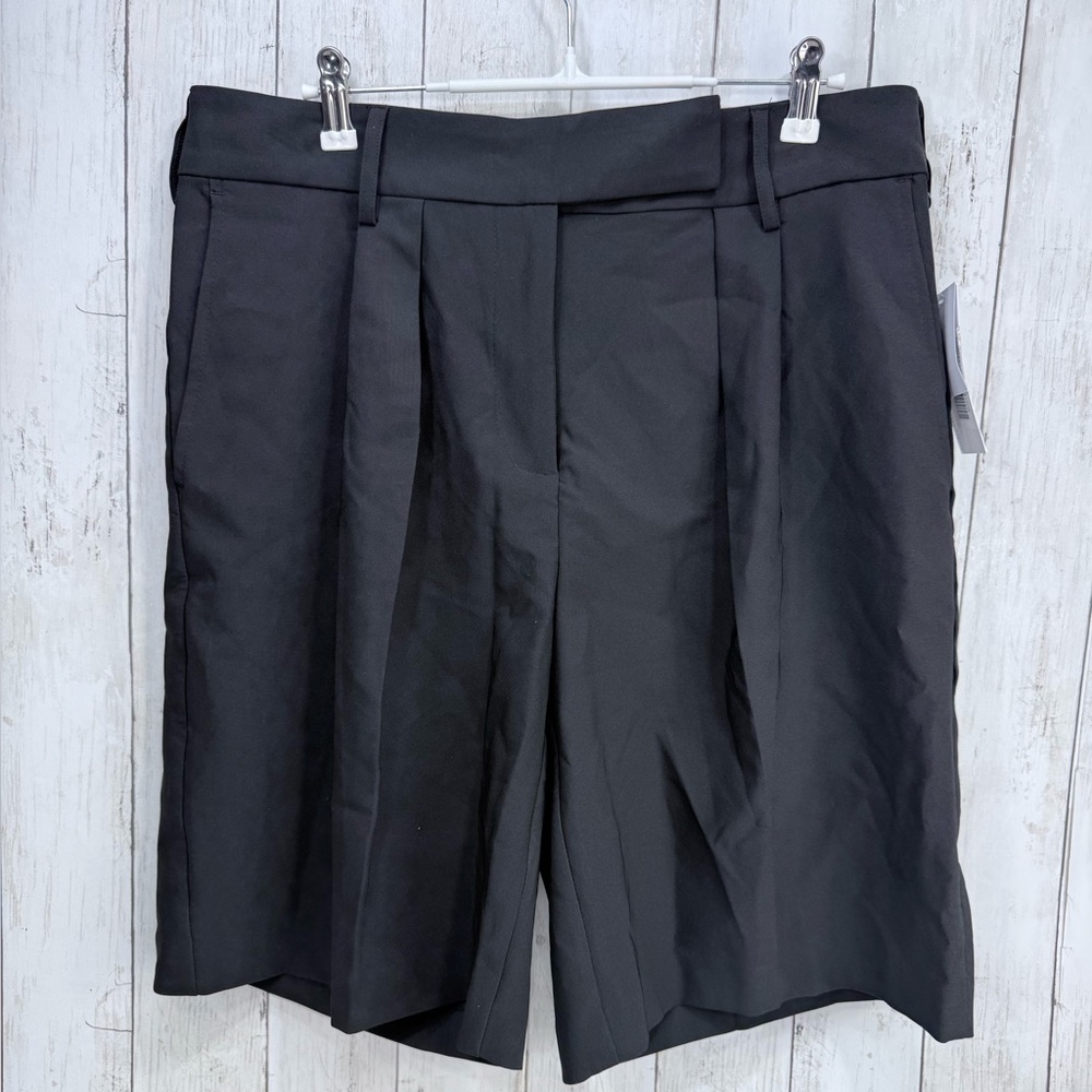 JustFab Black pleaded High Rise Dressy Shorts size XL Pockets Wide Leg